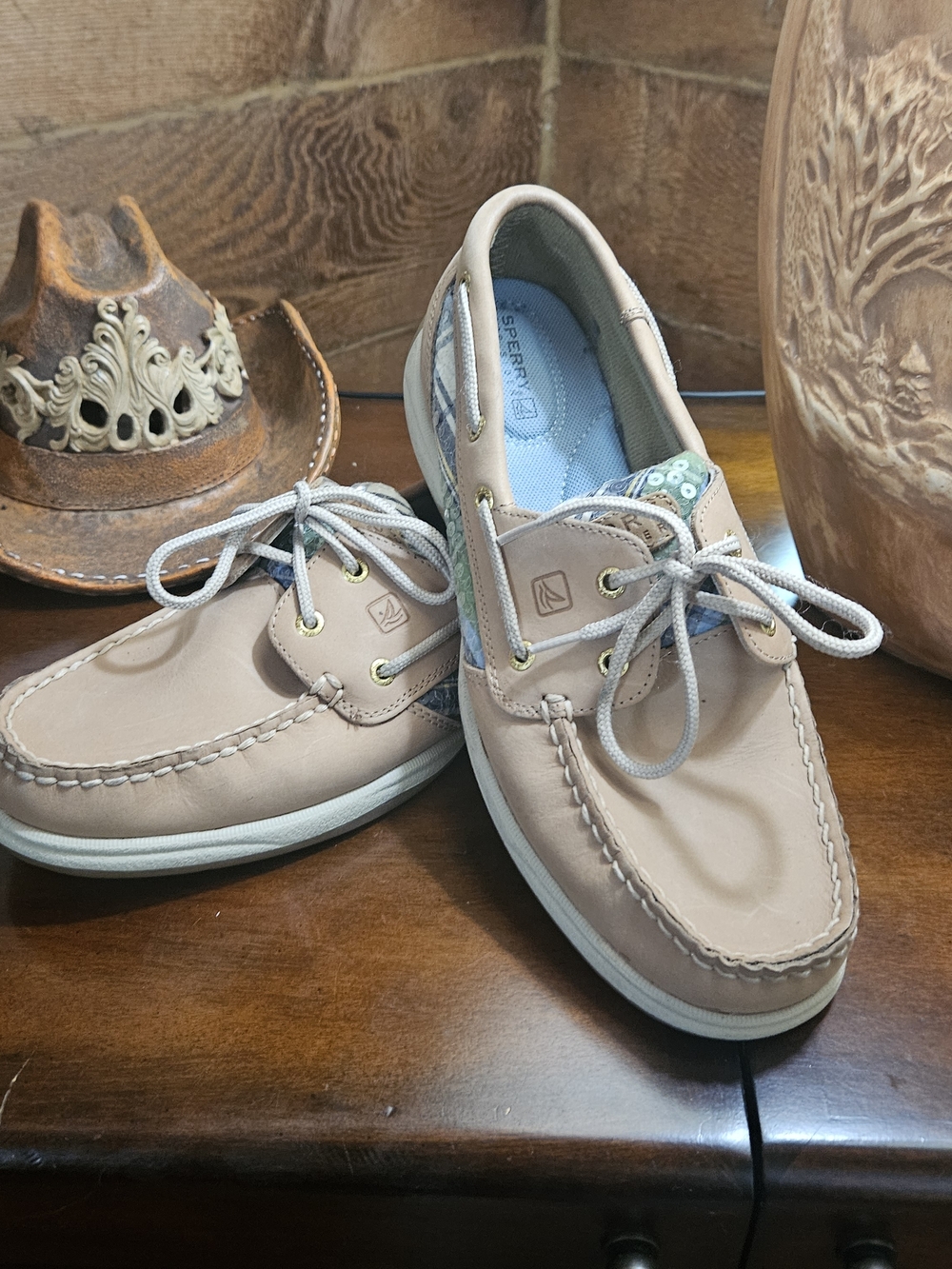Sperry Woman’s Tan Leather Boat Shoes 💚🤍